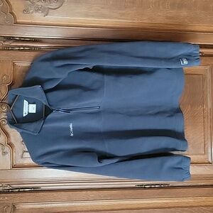 Men’s Columbia M fleece. Blue. Great condition.